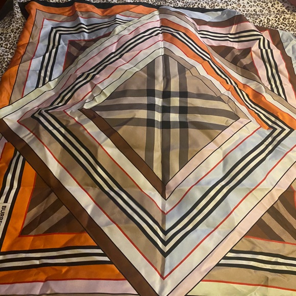 BURBERRY MONTAGE PRINT SILK SCARF - Picture 1 of 6